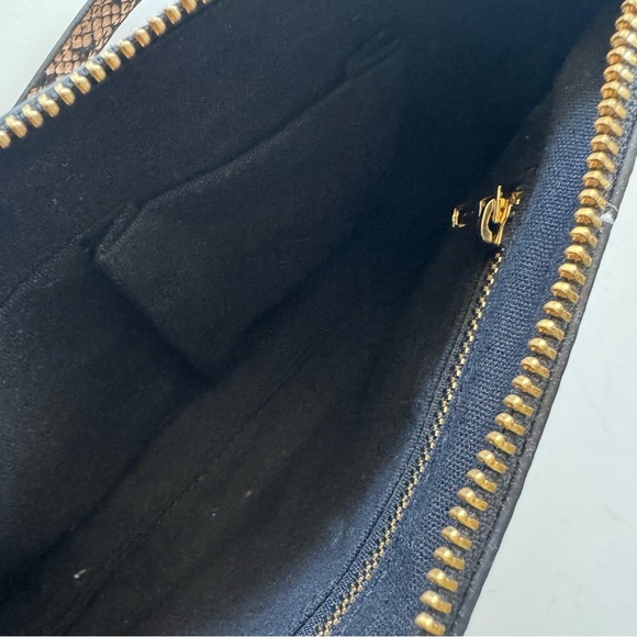 Beautiful Small Snakeskin Patterned Shoulder Bag - Picture 8 of 8